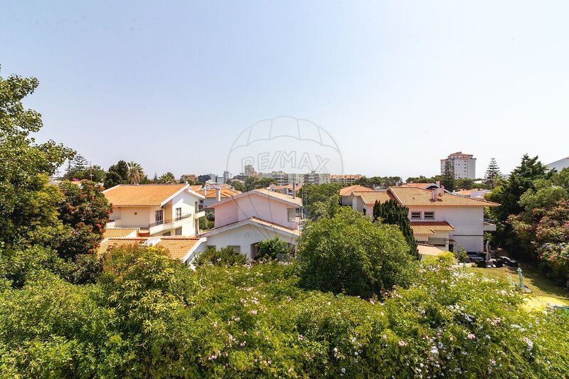 Apartamento T3 à venda em Cascais e Estoril, Cascais RE/MAX Portugal