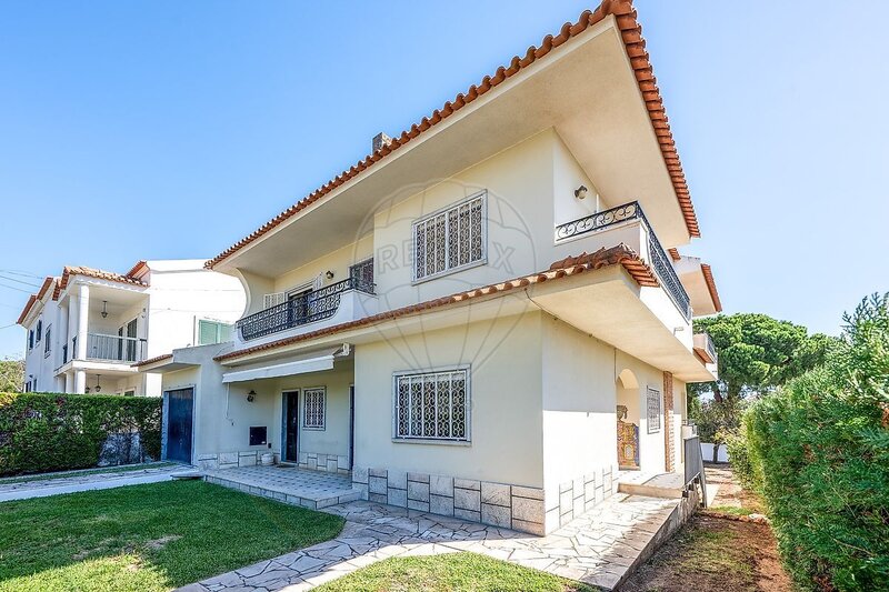 Moradia T5 à venda em Cascais e Estoril, Cascais RE/MAX Portugal