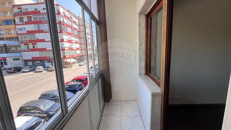 Apartamento T1 para arrendar em Odivelas, Odivelas RE/MAX Portugal