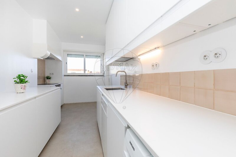 Apartamento T4 para arrendar em Areeiro, Lisboa RE/MAX Portugal