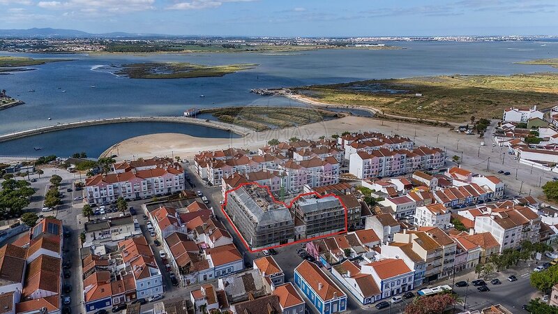 Apartamento T3 à venda em Montijo e Afonsoeiro, Montijo RE/MAX Portugal