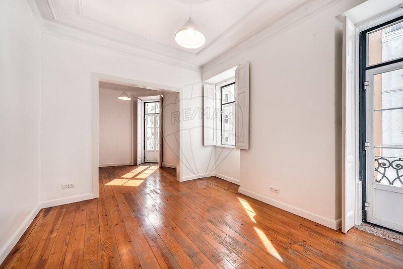 Apartamento T3 para arrendar em Arroios, Lisboa RE/MAX Portugal