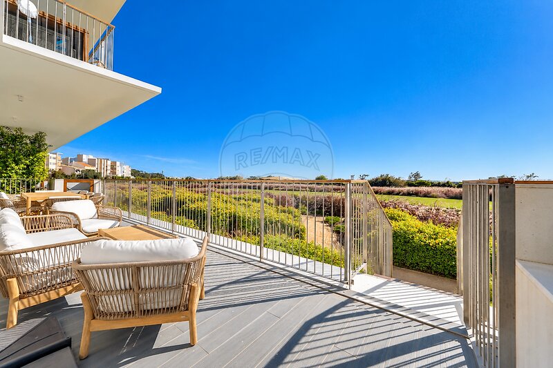 Apartamento T2 à venda em Armação de Pêra, Silves RE/MAX Portugal