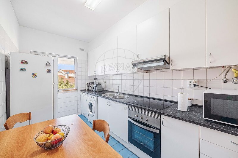 Apartamento T3 à venda em Cacém e São Marcos, Sintra RE/MAX Portugal