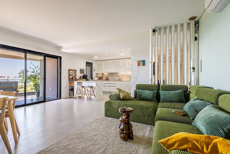Apartamento T3 à venda em Venteira, Amadora RE/MAX Portugal