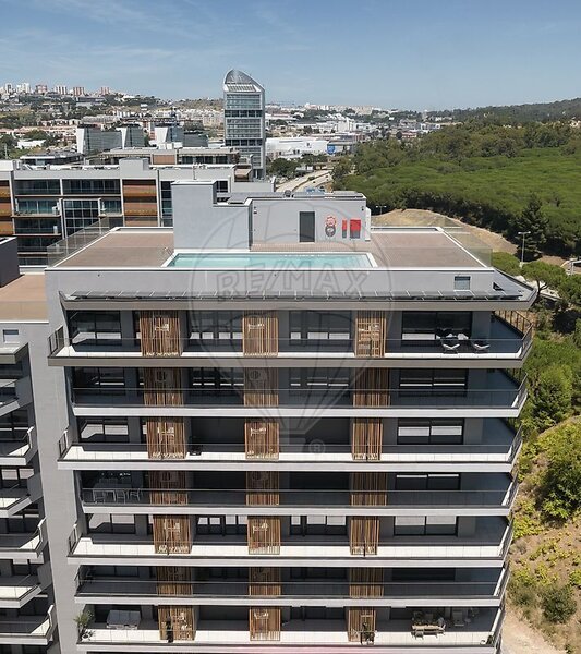 Apartamento T2 à venda em Algés, Linda-a-Velha e Cruz Quebrada-Dafundo, Oeiras RE/MAX Portugal