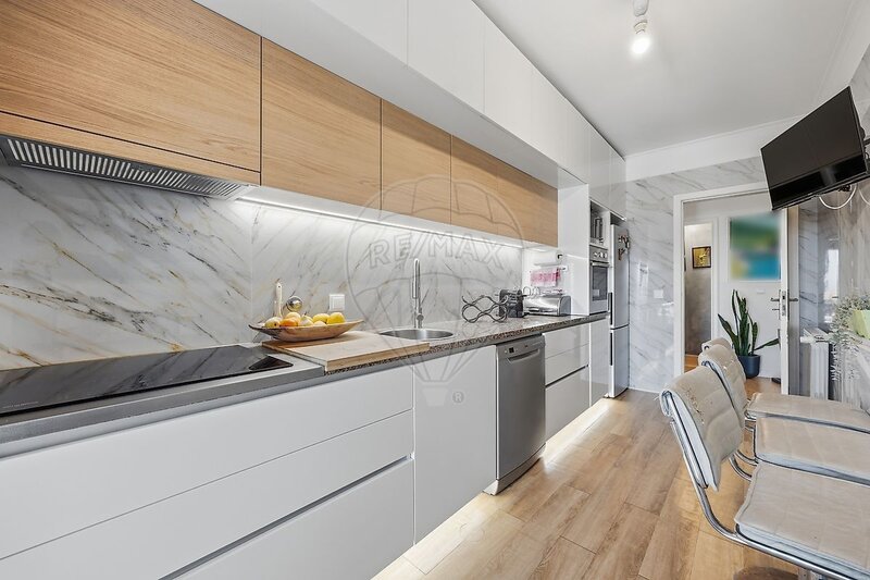 Apartamento T3 à venda em Perafita, Lavra e Santa Cruz do Bispo, Matosinhos RE/MAX Portugal