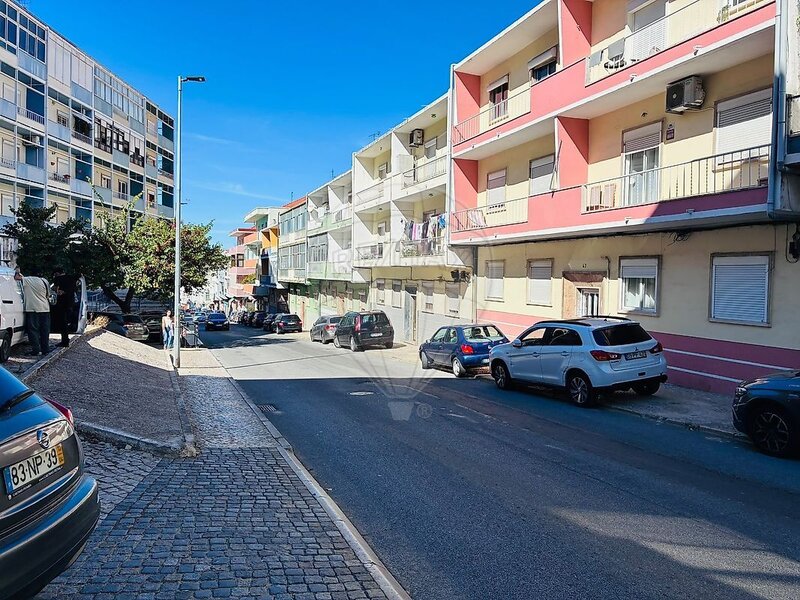 Apartamento T2 para arrendar em Almada, Cova da Piedade, Pragal e Cacilhas, Almada RE/MAX Portugal