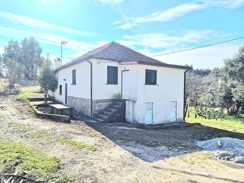 Moradia T3 à venda em Mouraz e Vila Nova da Rainha, Tondela RE/MAX Portugal