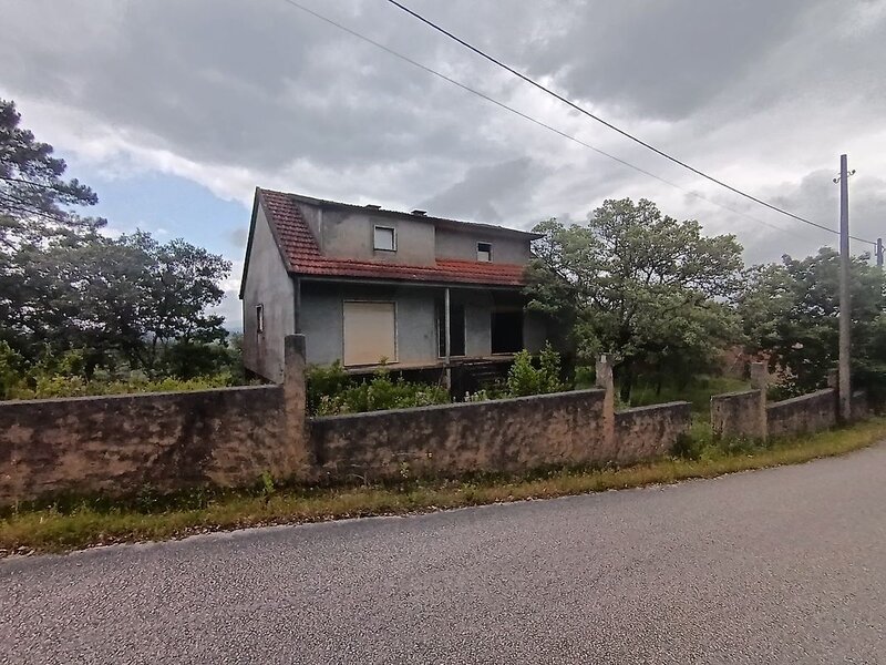 Moradia T2 à venda em Abiul, Pombal RE/MAX Portugal