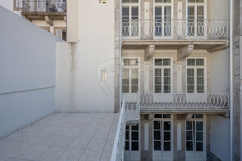 Apartamento T1 à venda em Cedofeita, Santo Ildefonso, Sé, Miragaia, São Nicolau e Vitória, Porto RE/MAX Portugal