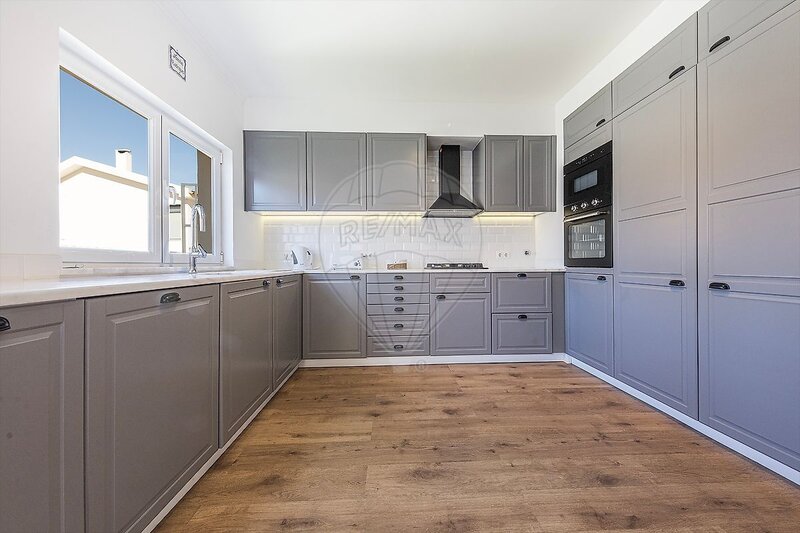 Moradia T3 à venda em Carcavelos e Parede, Cascais RE/MAX Portugal