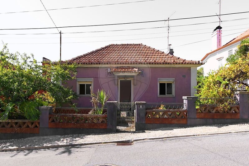 Moradia T2 à venda em Ramada e Caneças, Odivelas RE/MAX Portugal