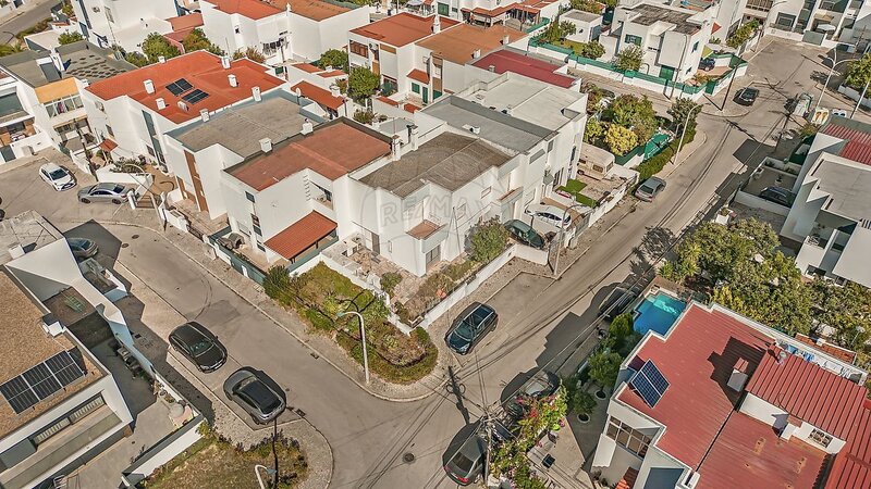 Moradia T3 à venda em Alto do Seixalinho, Santo André e Verderena, Barreiro RE/MAX Portugal