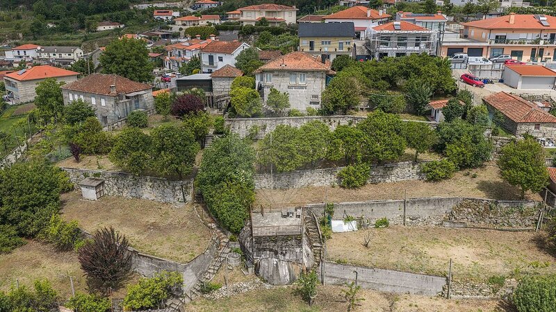 Moradia T3 à venda em Arões (São Romão), Fafe RE/MAX Portugal