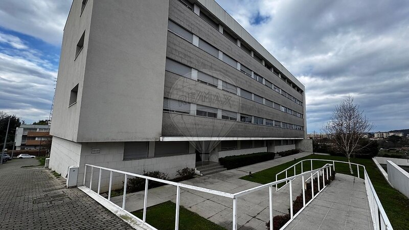 Apartamento T3 para arrendar em Azurém, Guimarães RE/MAX Portugal