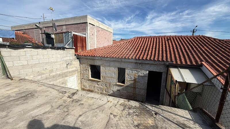 Moradia T2 à venda em Azurém, Guimarães RE/MAX Portugal