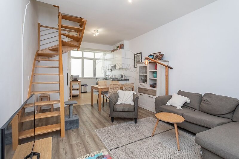 Apartamento T2 à venda em Penha de França, Lisboa RE/MAX Portugal