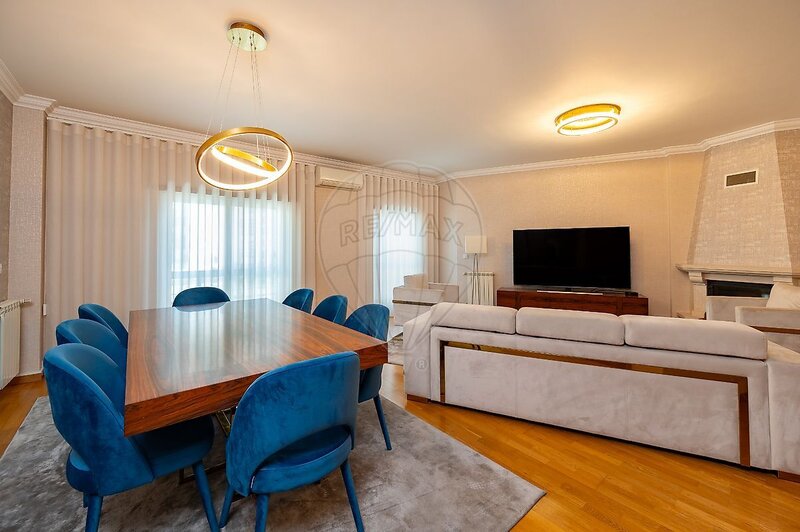Apartamento T4 para arrendar em São Domingos de Benfica, Lisboa RE/MAX Portugal