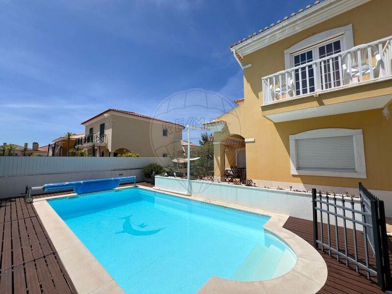 Moradia T4 à venda em Cascais e Estoril, Cascais RE/MAX Portugal