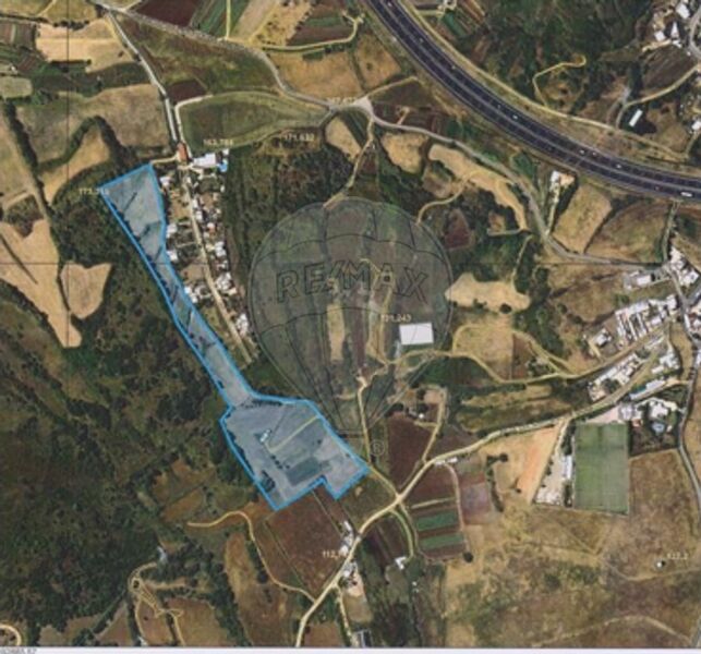 Terreno à venda em Loures, Loures RE/MAX Portugal