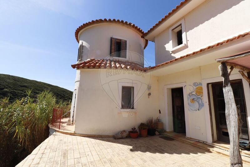 Moradia T4 à venda em Colares, Sintra RE/MAX Portugal