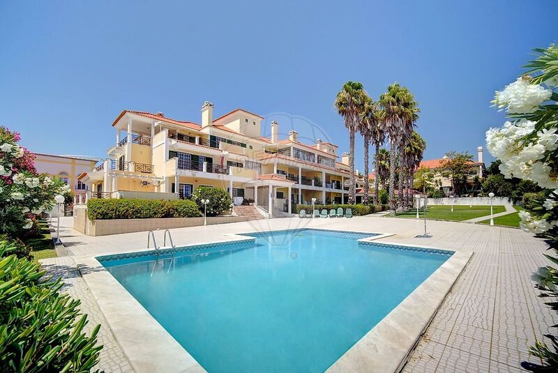 Apartamento T4 à venda em Sintra (Santa Maria e São Miguel, São Martinho e São Pedro de Penaferrim), Sintra RE/MAX Portugal