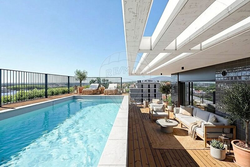 Apartamento T4 à venda em Cascais e Estoril, Cascais RE/MAX Portugal