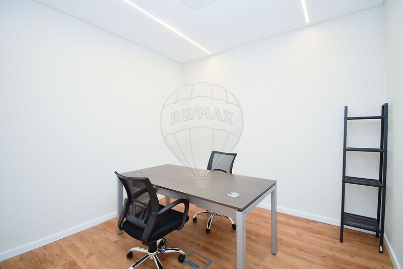 Escritório para arrendar em Carcavelos e Parede, Cascais RE/MAX Portugal