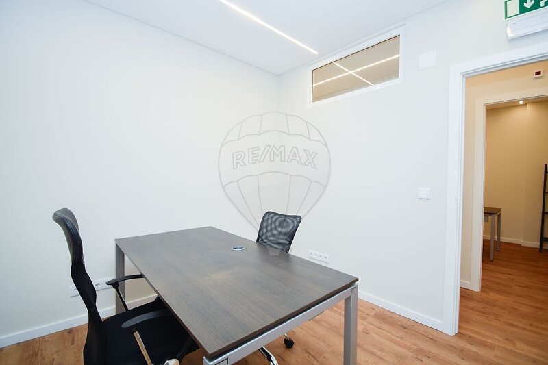 Escritório para arrendar em Carcavelos e Parede, Cascais RE/MAX Portugal