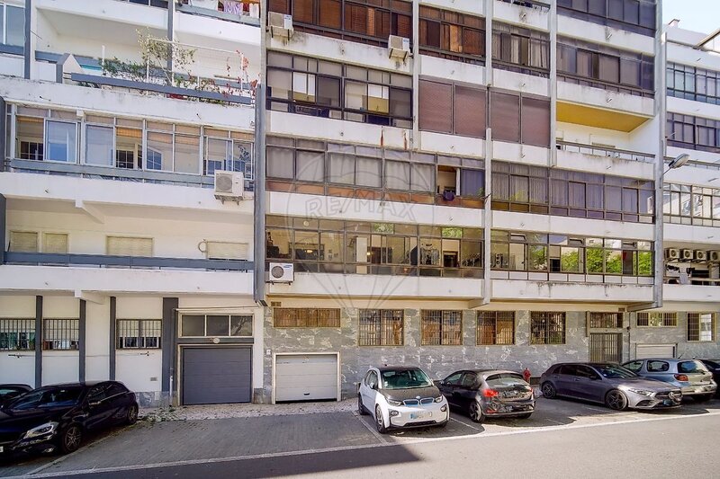 Apartamento T2 à venda em Penha de França, Lisboa RE/MAX Portugal