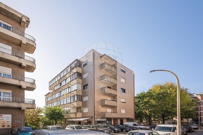 Apartamento T2 à venda em Braga (Maximinos, Sé e Cividade), Braga RE/MAX Portugal