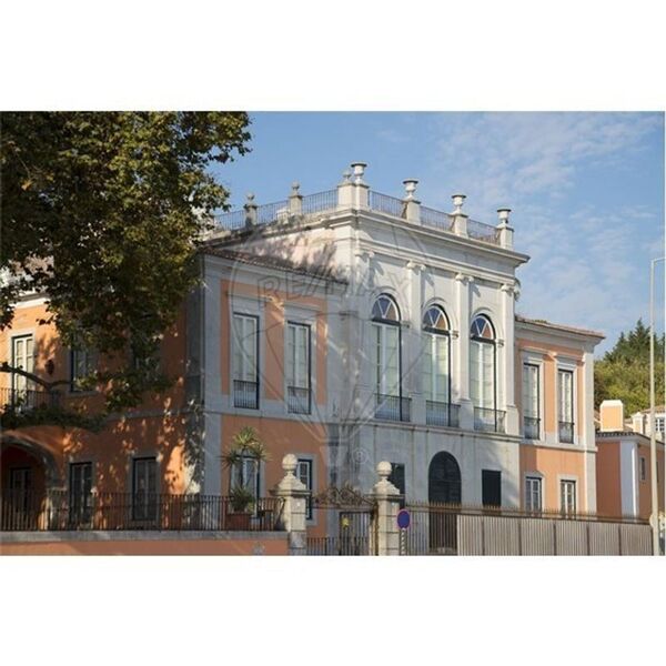 Moradia T7 de luxo à venda em Oeiras e São Julião da Barra, Paço de Arcos e Caxias, Oeiras RE/MAX Portugal