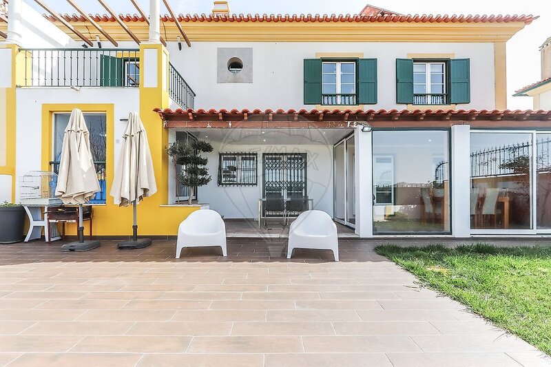 Moradia T3 à venda em Santo Antão e São Julião do Tojal, Loures RE/MAX Portugal