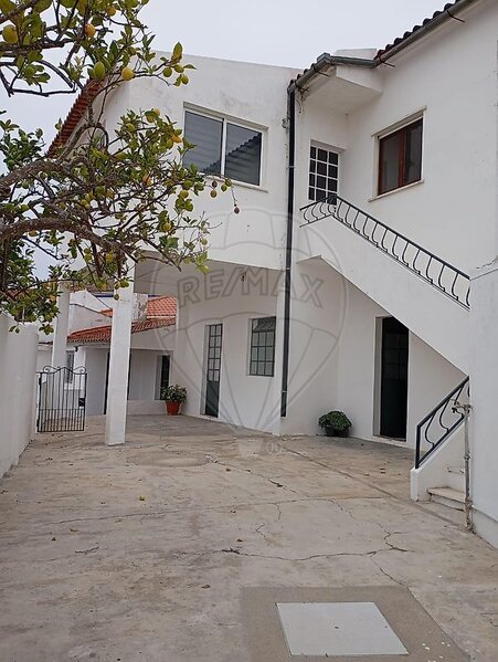 Moradia T4 à venda em Pontével, Cartaxo RE/MAX Portugal