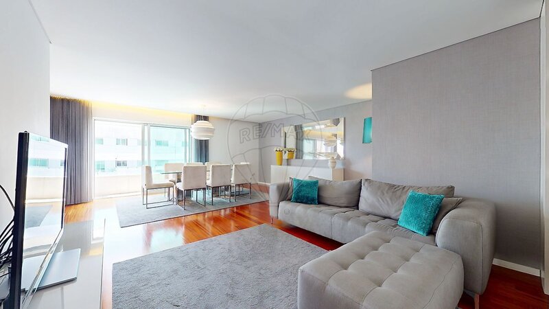 Apartamento T3 à venda em Campanhã, Porto RE/MAX Portugal