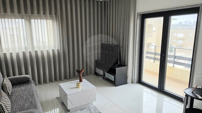 Apartamento T1 para arrendar em Aver-o-Mar, Amorim e Terroso, Póvoa de Varzim RE/MAX Portugal