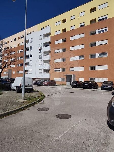 Apartamento T1 para arrendar em Caparica e Trafaria, Almada RE/MAX Portugal