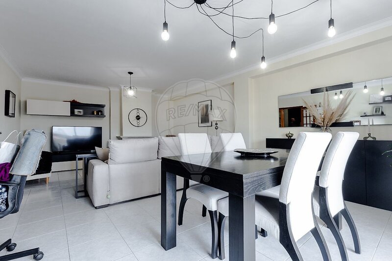 Apartamento T2 à venda em Vila Nova da Telha, Maia RE/MAX Portugal