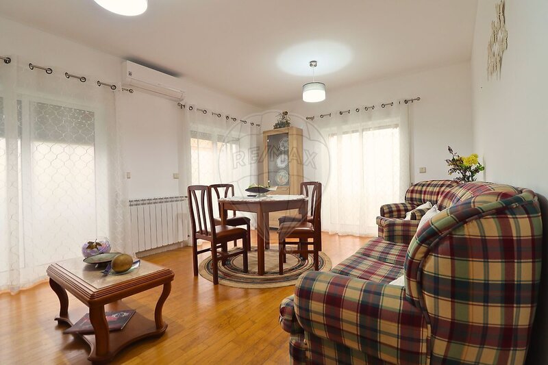 Apartamento T3 para arrendar em Covilhã e Canhoso, Covilhã RE/MAX Portugal