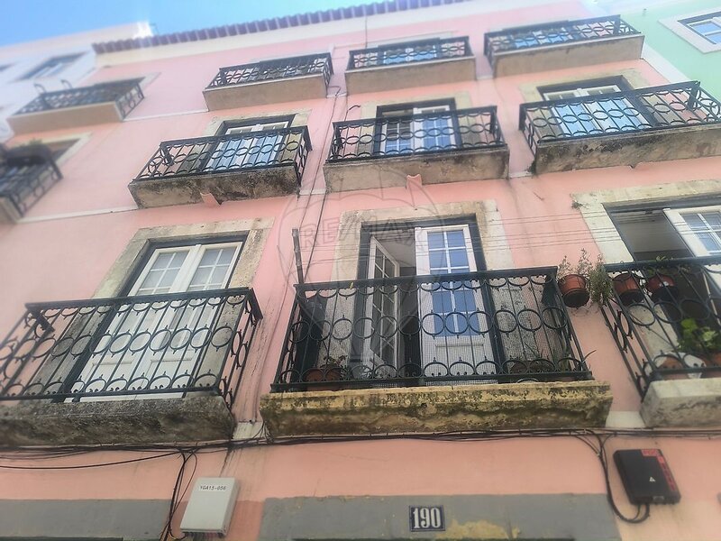 Apartamento T3 à venda em Misericórdia, Lisboa RE/MAX Portugal