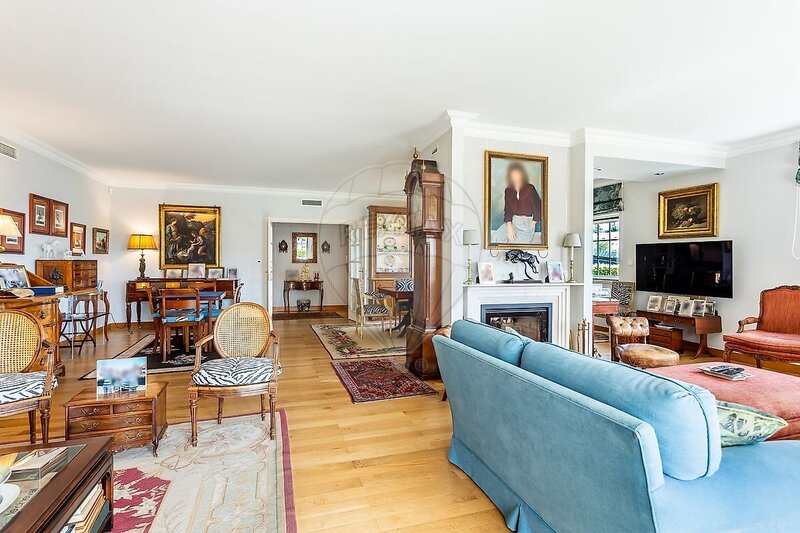 Apartamento T3 à venda em Cascais e Estoril, Cascais RE/MAX Portugal