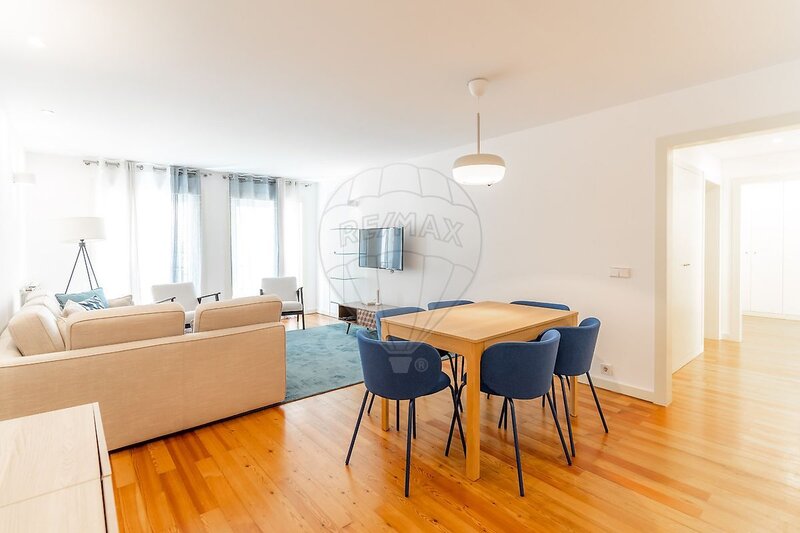 Apartamento T3 à venda em Misericórdia, Lisboa RE/MAX Portugal