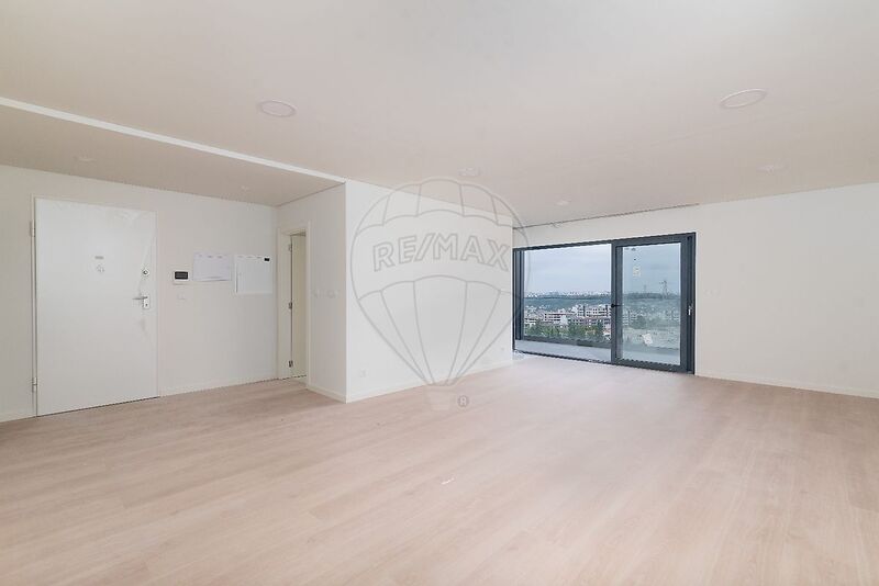 Apartamento T2 à venda em Pontinha e Famões, Odivelas RE/MAX Portugal