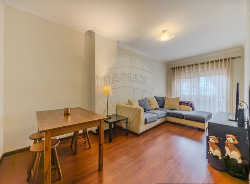 Apartamento T3 para arrendar em Santa Maria da Feira, Travanca, Sanfins e Espargo, Santa Maria da Feira RE/MAX Portugal