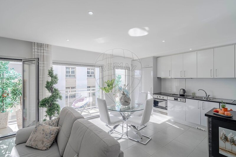 Apartamento T2 à venda em Nazaré, Nazaré RE/MAX Portugal