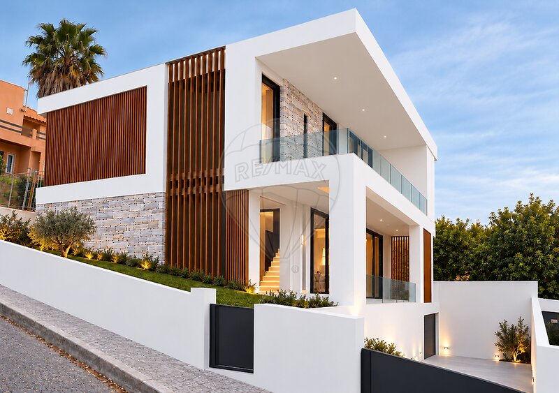 Moradia T3 de luxo à venda em Quinta do Anjo, Palmela RE/MAX Portugal