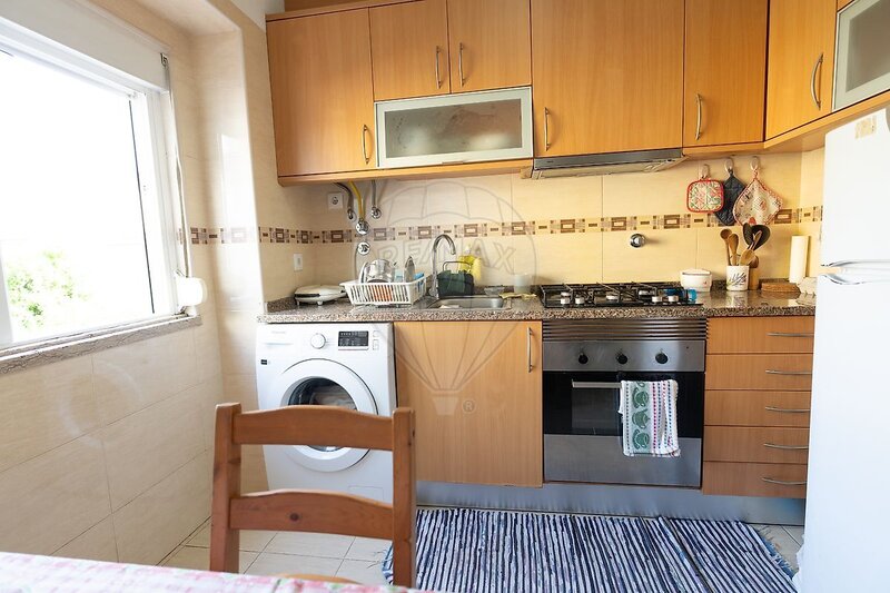 Apartamento T2 à venda em Póvoa de Santo Adrião e Olival Basto, Odivelas RE/MAX Portugal