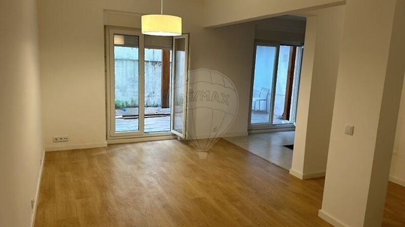 Apartamento T1 para arrendar em São Vicente, Lisboa RE/MAX Portugal