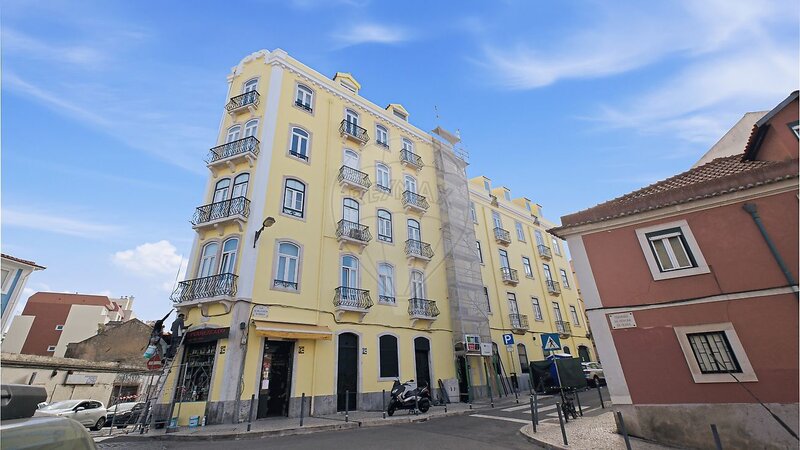 Apartamento T2 para arrendar em São Vicente, Lisboa RE/MAX Portugal